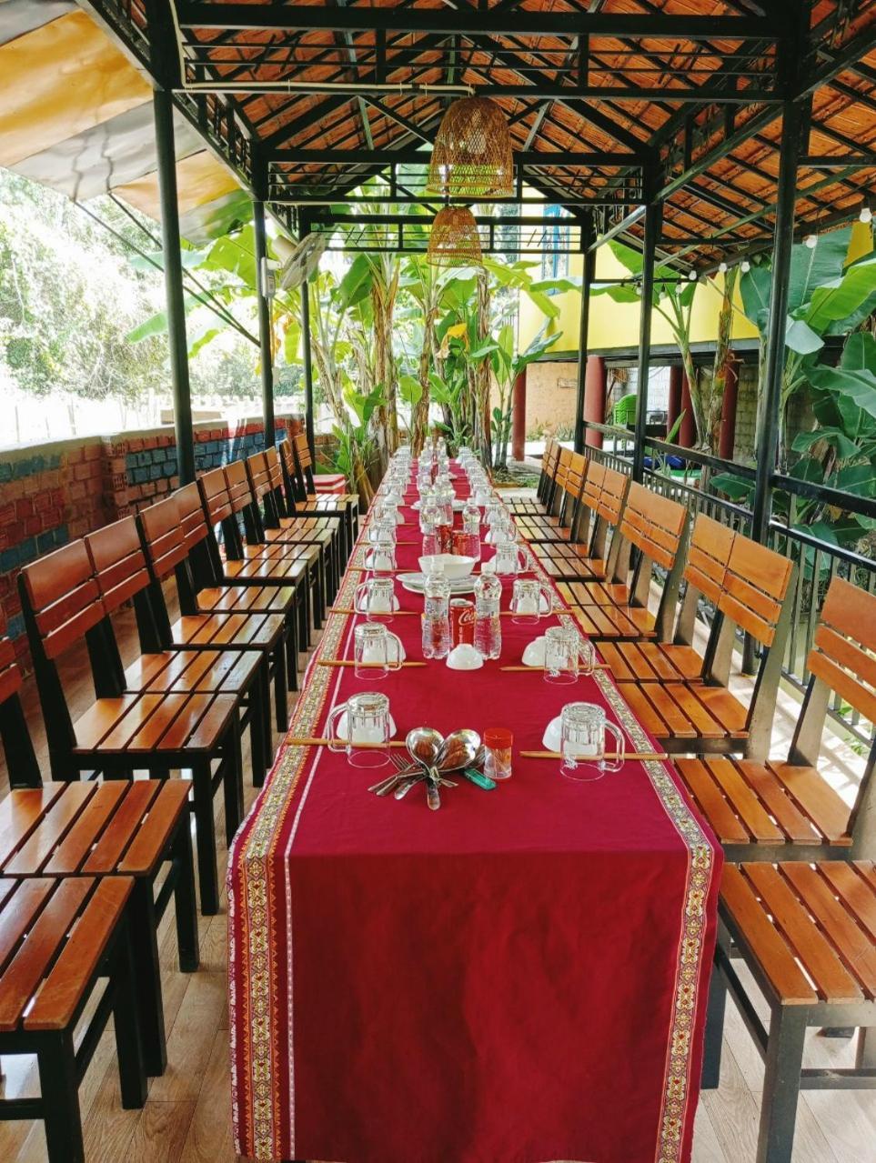 Homestay Nang Nghieng Tỉnh Kontum Eksteriør bilde